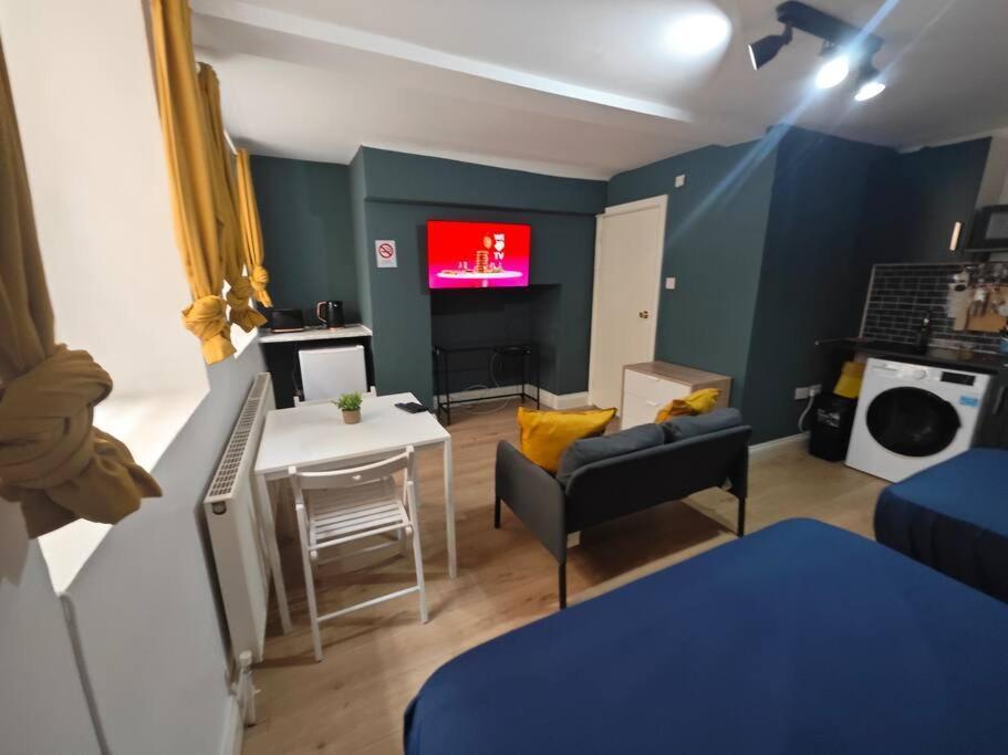 New Studio Flat In Old Street - Zone 1 Apartment ลอนดอน ภายนอก รูปภาพ